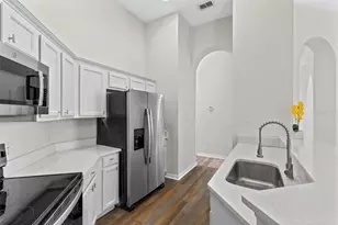 2900 Bonita Cir, Kissimmee, FL 34744 - Photo 9