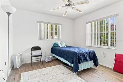7833 38th Court E, Sarasota, FL 34243 - Photo 7
