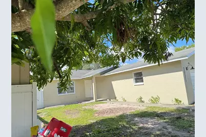 3218 68th Avenue N, Saint Petersburg, FL 33702 - Photo 15