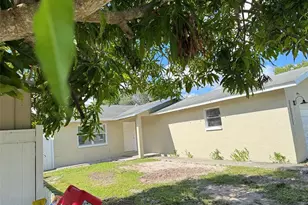 3218 68th Ave N, Saint Petersburg, FL 33702 - Photo 15