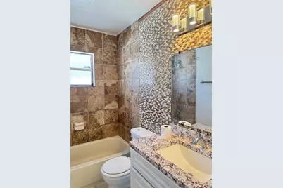 3218 68th Avenue N, Saint Petersburg, FL 33702 - Photo 21