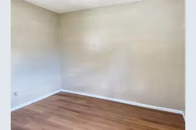 3218 68th Avenue N, Saint Petersburg, FL 33702 - Photo 17