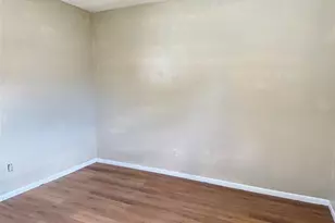 3218 68th Ave N, Saint Petersburg, FL 33702 - Photo 17