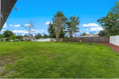 675 S Cedar Avenue, Orange City, FL 32763 - Photo 23