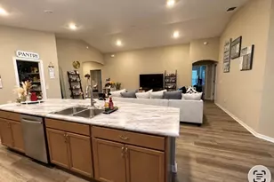1391 Mountain Flowers Ln, Davenport, FL 33837 - Photo 9