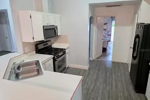 1055 Elizabeth Ridge Ct, Kissimmee, FL 34747 - Photo 5