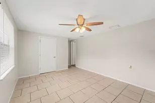 10036 Glen Moor Ln, Port Richey, FL 34668 - Photo 11