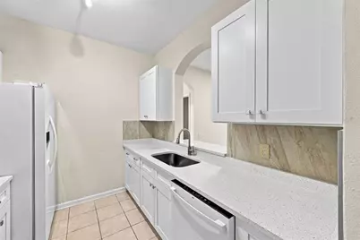7135 Yacht Basin Avenue #211, Orlando, FL 32835 - Photo 5