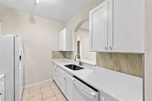 7135 Yacht Basin Ave, Orlando, FL 32835 - Photo 5