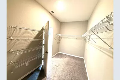 35006 Long Island Court, Zephyrhills, FL 33541 - Photo 11