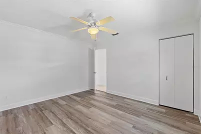 805 Leisey Circle, Ruskin, FL 33570 - Photo 19