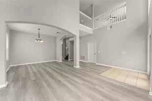 33411 Terragona Dr, Sorrento, FL 32776 - Photo 7