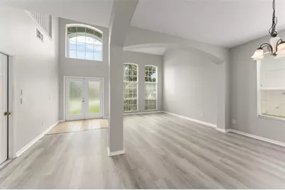 33411 Terragona Drive, Sorrento, FL 32776 - Photo 5