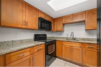 484 Banyon Tree Circle #100, Maitland, FL 32751 - Photo 13