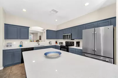 8538 Sunrise Key Drive, Kissimmee, FL 34747 - Photo 3