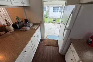 112 Holiday Ln, Auburndale, FL 33823 - Photo 11