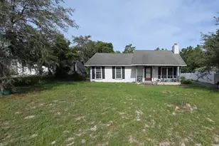 32911 Forest Ave, Leesburg, FL 34788 - Photo 1