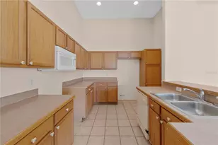 13047 Island Breeze Ct, Orlando, FL 32824 - Photo 7