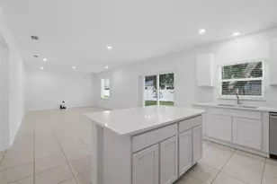 604 Del Aire Ct, Kissimmee, FL 34758 - Photo 7