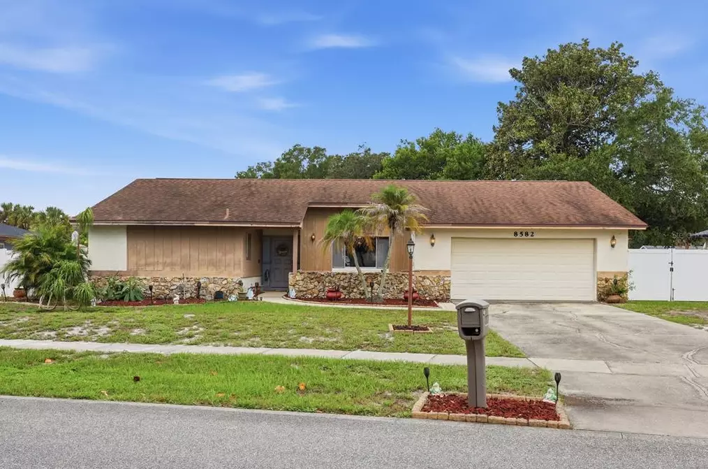 8582 Cedar Cove Dr, Orlando, FL 32819 - MLS O6440595 - Coldwell Banker