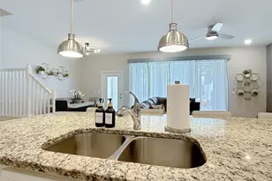 936 Paradise Dr, Davenport, FL 33897 - Photo 11