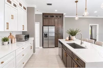 5200 Watervista Drive, Orlando, FL 32821 - Photo 9