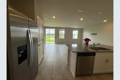 7627 Momentum Parkway, Wesley Chapel, FL 33545 - Photo 9
