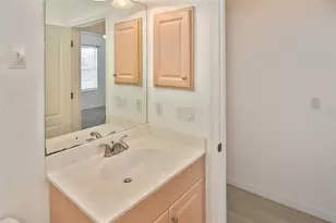 903 Casa Del Lago Way, Venice, FL 34292 - Photo 27