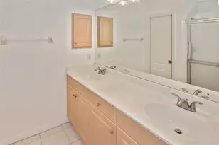 903 Casa Del Lago Way, Venice, FL 34292 - Photo 23