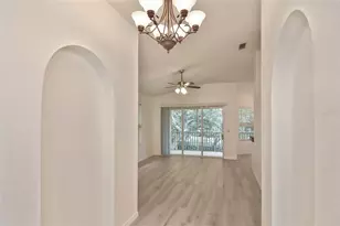 903 Casa Del Lago Way, Venice, FL 34292 - Photo 7