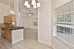 903 Casa Del Lago Way, Venice, FL 34292 - Photo 13