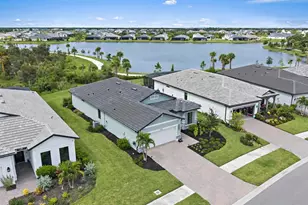 17275 Luminous Ave, Venice, FL 34293 - Photo 1