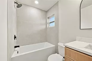 2470 Ivan Ct, Orlando, FL 32807 - Photo 21