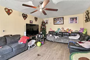 1027 Ronlin St, Haines City, FL 33844 - Photo 7