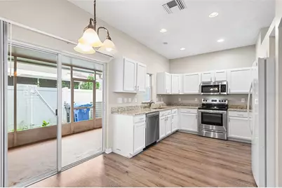 10114 Farmingdale Place, Tampa, FL 33624 - Photo 5