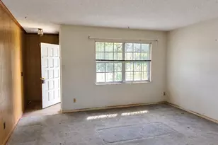 1400 Lowrie Ave, Orlando, FL 32805 - Photo 5