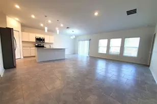 1124 Tyler Loop, Winter Haven, FL 33884 - Photo 3