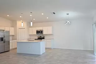 1124 Tyler Loop, Winter Haven, FL 33884 - Photo 5