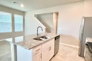 332 S Zuni Rd, Saint Cloud, FL 34771 - Photo 9