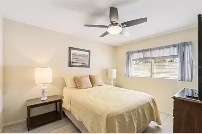 714 E Minnesota Avenue #B, Deland, FL 32724 - Photo 13