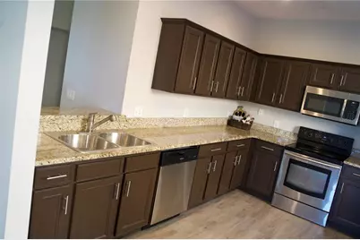 3927 Pemberly Pines Cir, Saint Cloud, FL 34769 - Photo 9