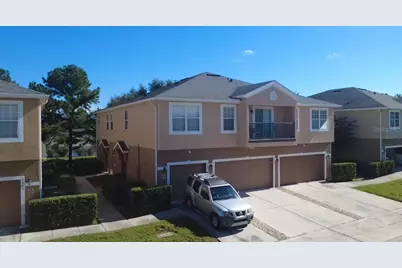 3927 Pemberly Pines Cir, Saint Cloud, FL 34769 - Photo 3