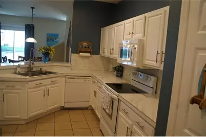 4925 Poolside Dr, Saint Cloud, FL 34769 - Photo 3