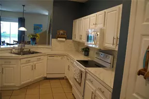 4925 Poolside Dr, Saint Cloud, FL 34769 - Photo 3