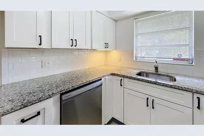 1827 Illinois Street, Orlando, FL 32803 - Photo 11