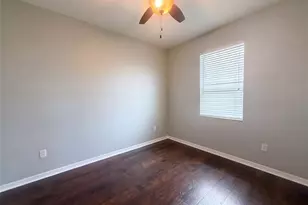 626 Tanana Fall Dr, Ruskin, FL 33570 - Photo 27