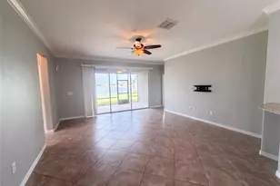 626 Tanana Fall Dr, Ruskin, FL 33570 - Photo 3
