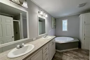 755 Ridgewood Rd, West Palm Beach, FL 33405 - Photo 17