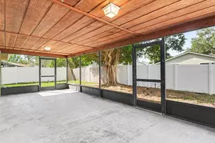 6607 36th Ave Dr W, Bradenton, FL 34209 - Photo 15