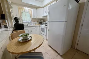 3032 Pinder Ct, Orlando, FL 32811 - Photo 9